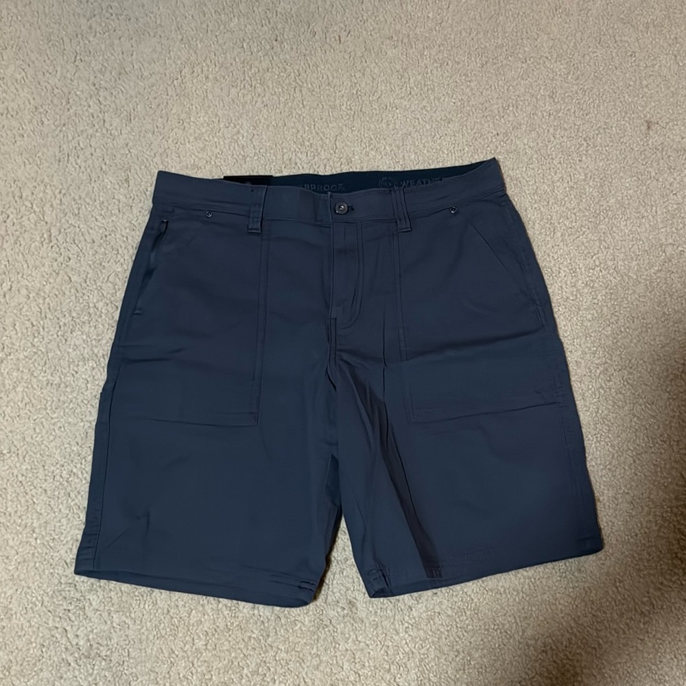 Nice outdoorsey shorts